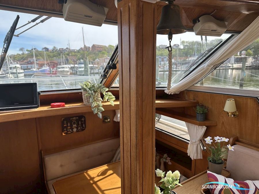 Neptunus 106 m/Flybridge