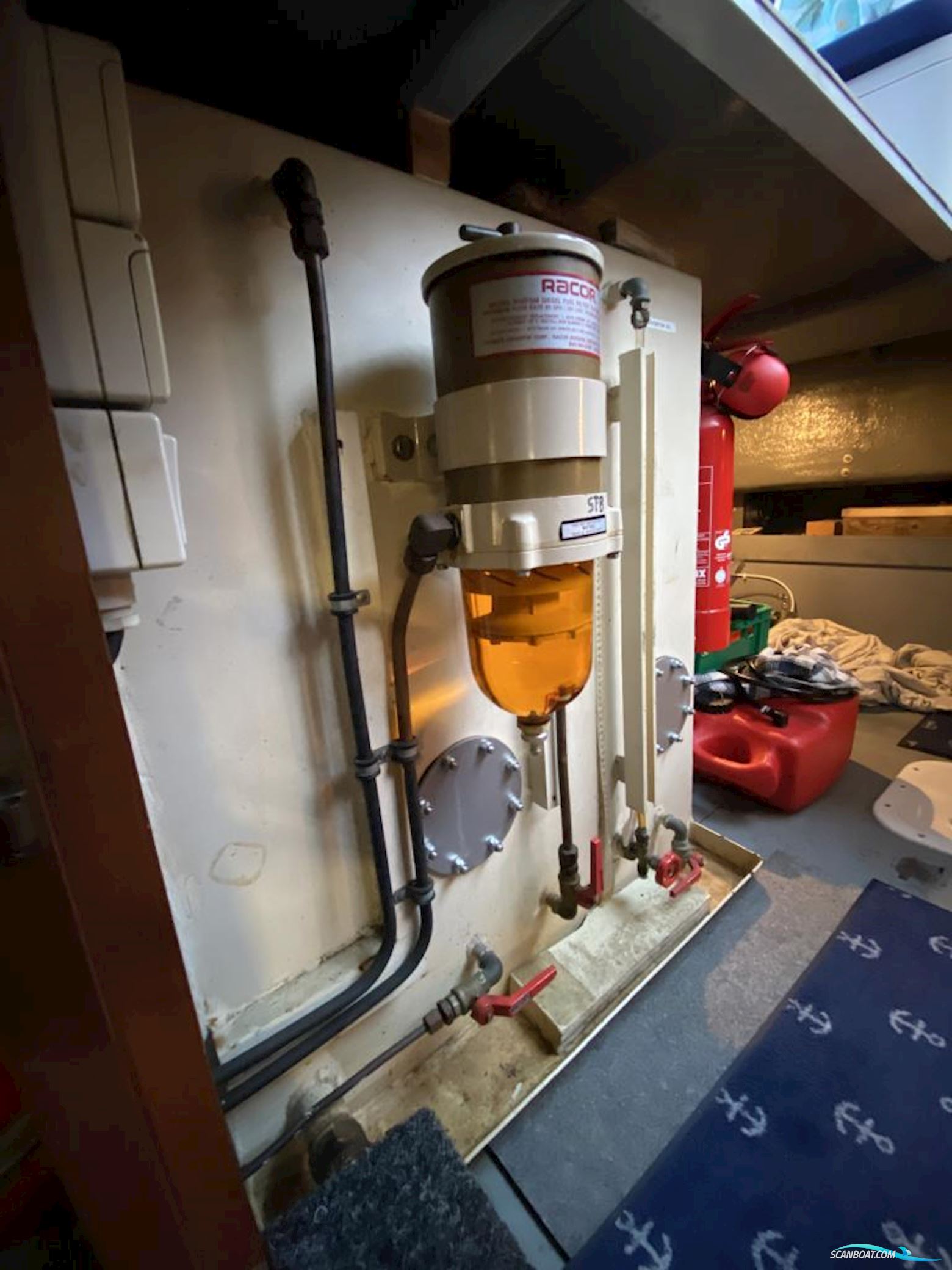 Neptunus 138 Sedan Fly