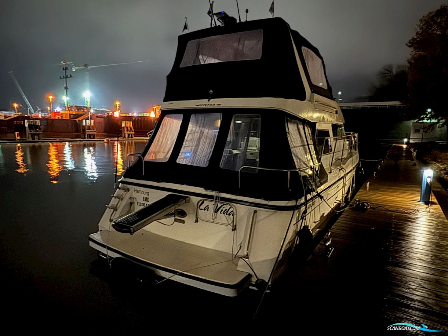 Neptunus 138 Sedan Fly