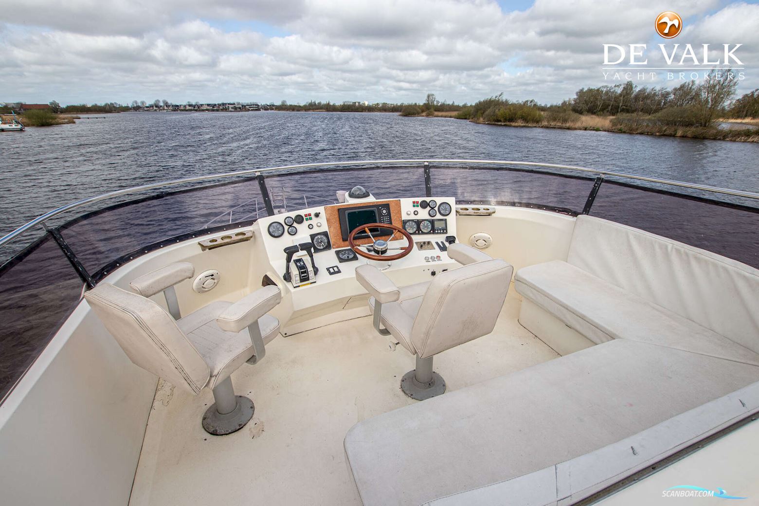 Neptunus 145 Flybridge