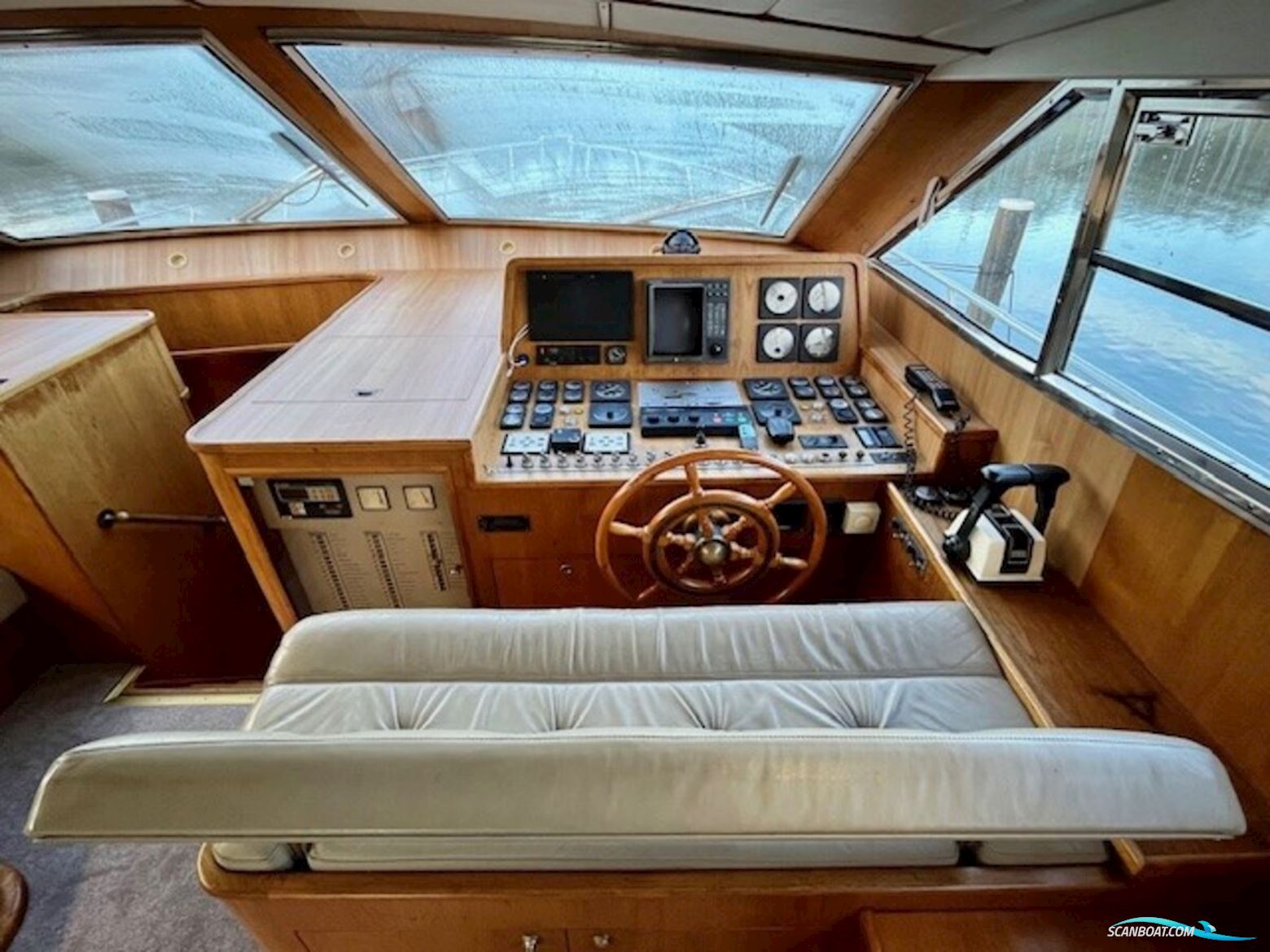 Neptunus 168 Flybridge