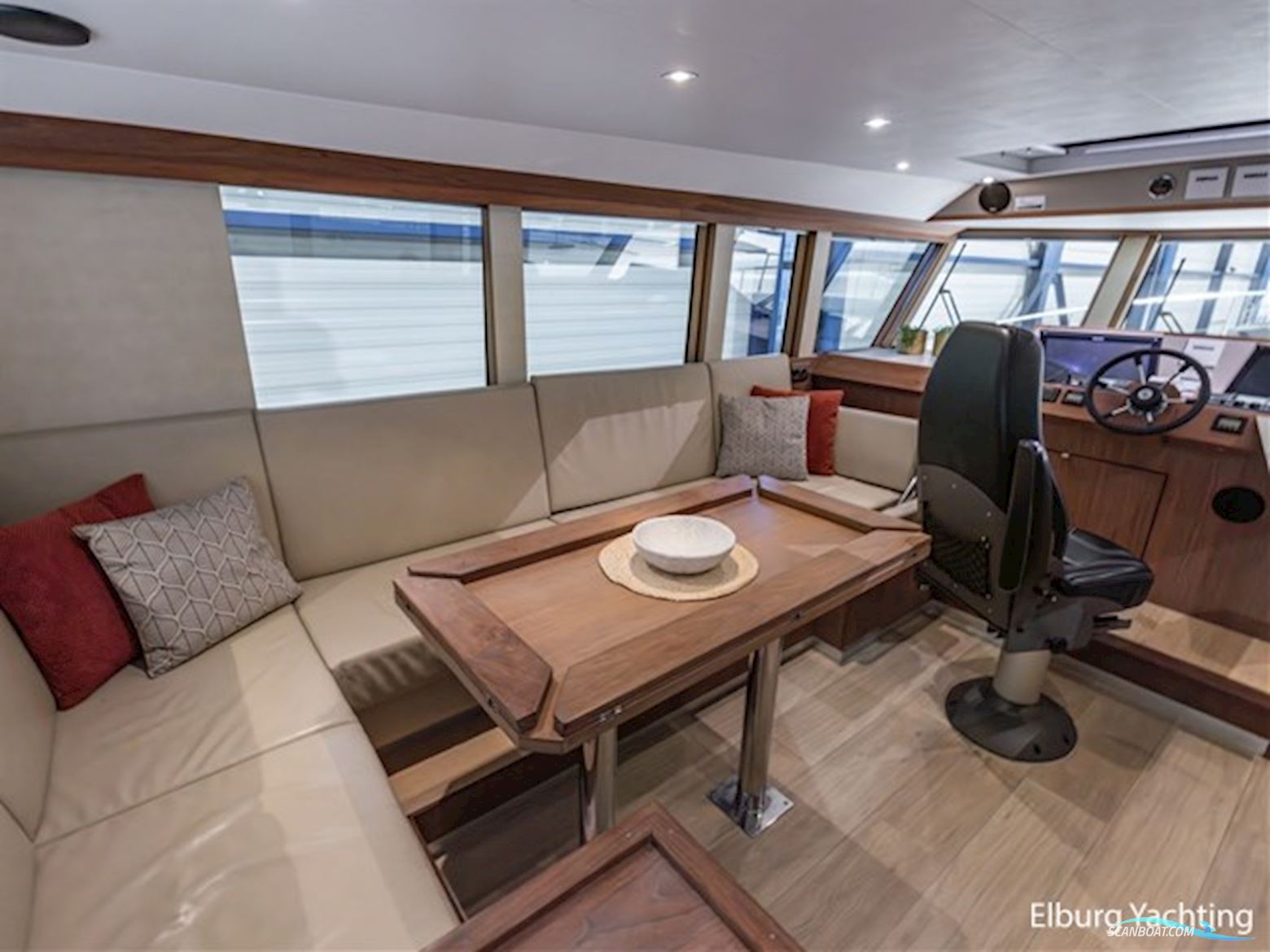 NG Explorer 50 - Pilot Yacht