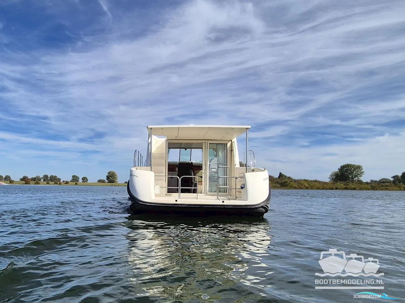 Nicols Yacht Sixto Prestige