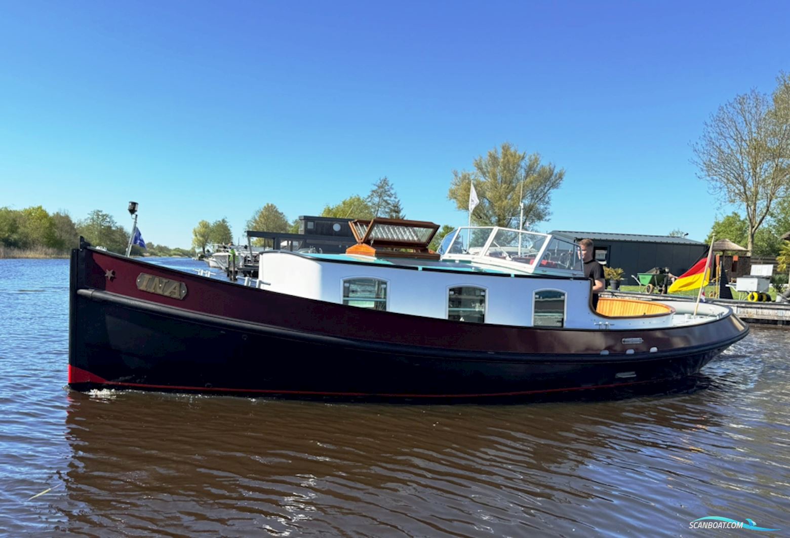 Nieuwveld Custom Build Aluminium Sleper