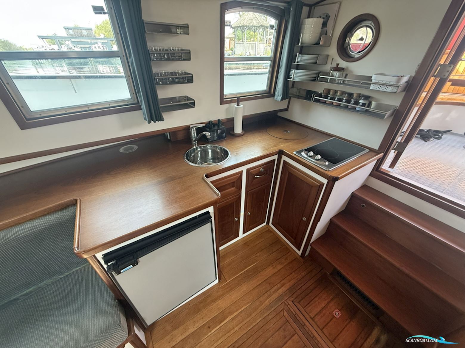 Nieuwveld Custom Build Aluminium Sleper