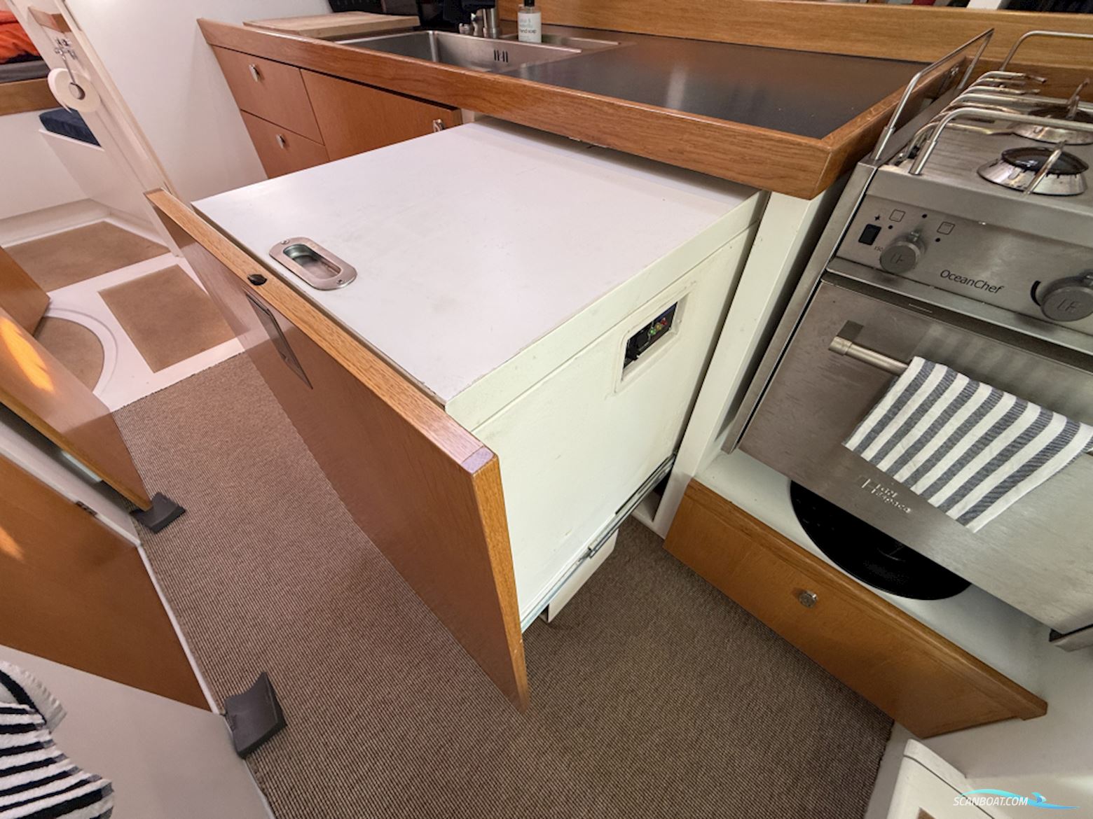Nigel Irens Rangeboat 46 low displacement yacht