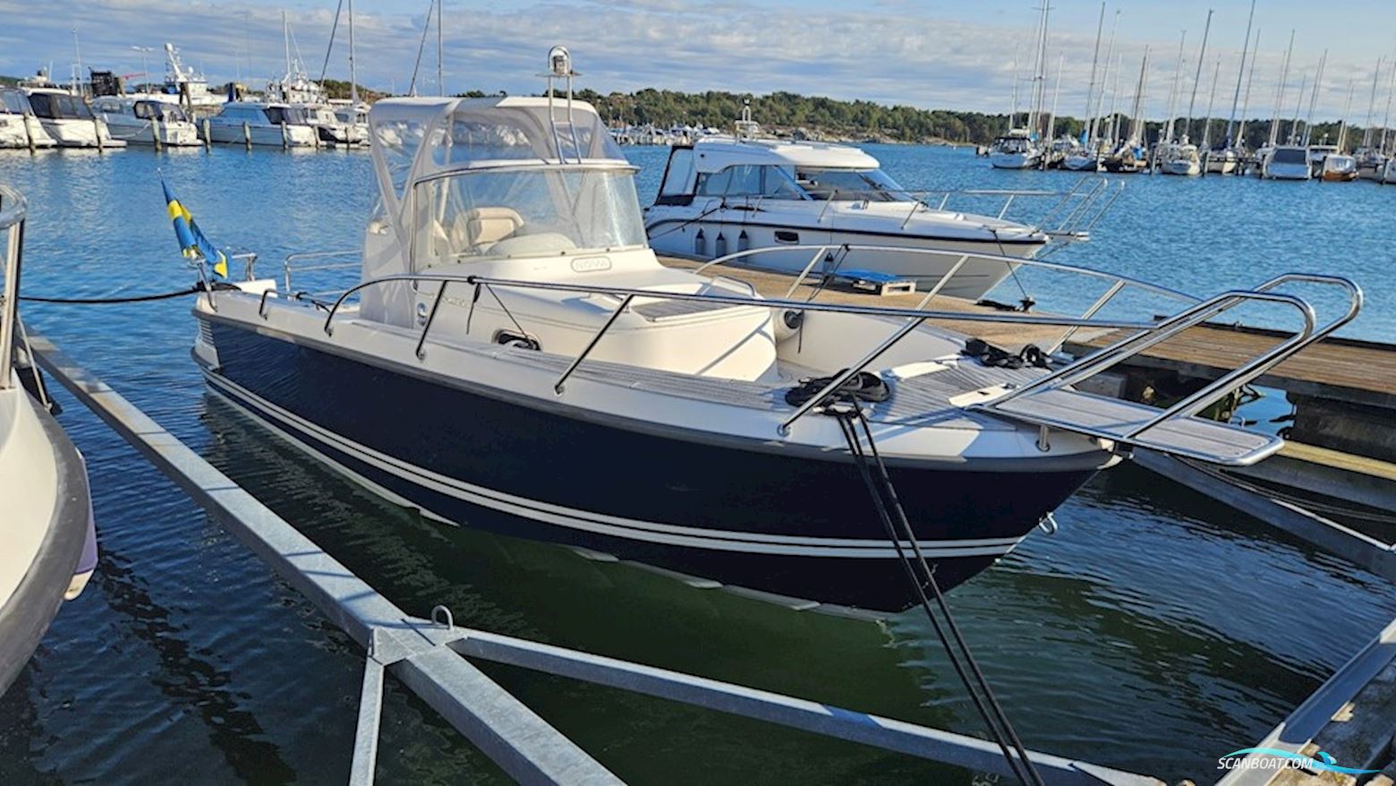 Nimbus 230R Motorboot 2003, mit Volvo Penta V8 300 - C - P motor, Sweden