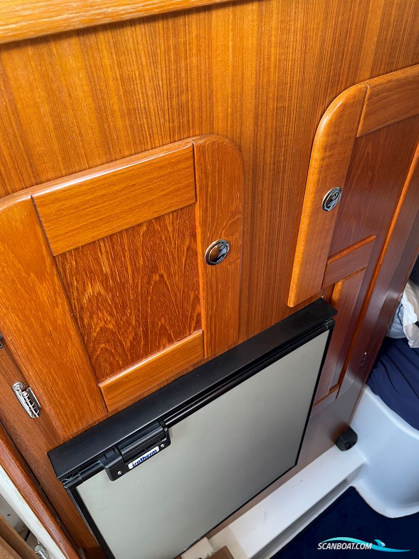 Nimbus 250 Nova