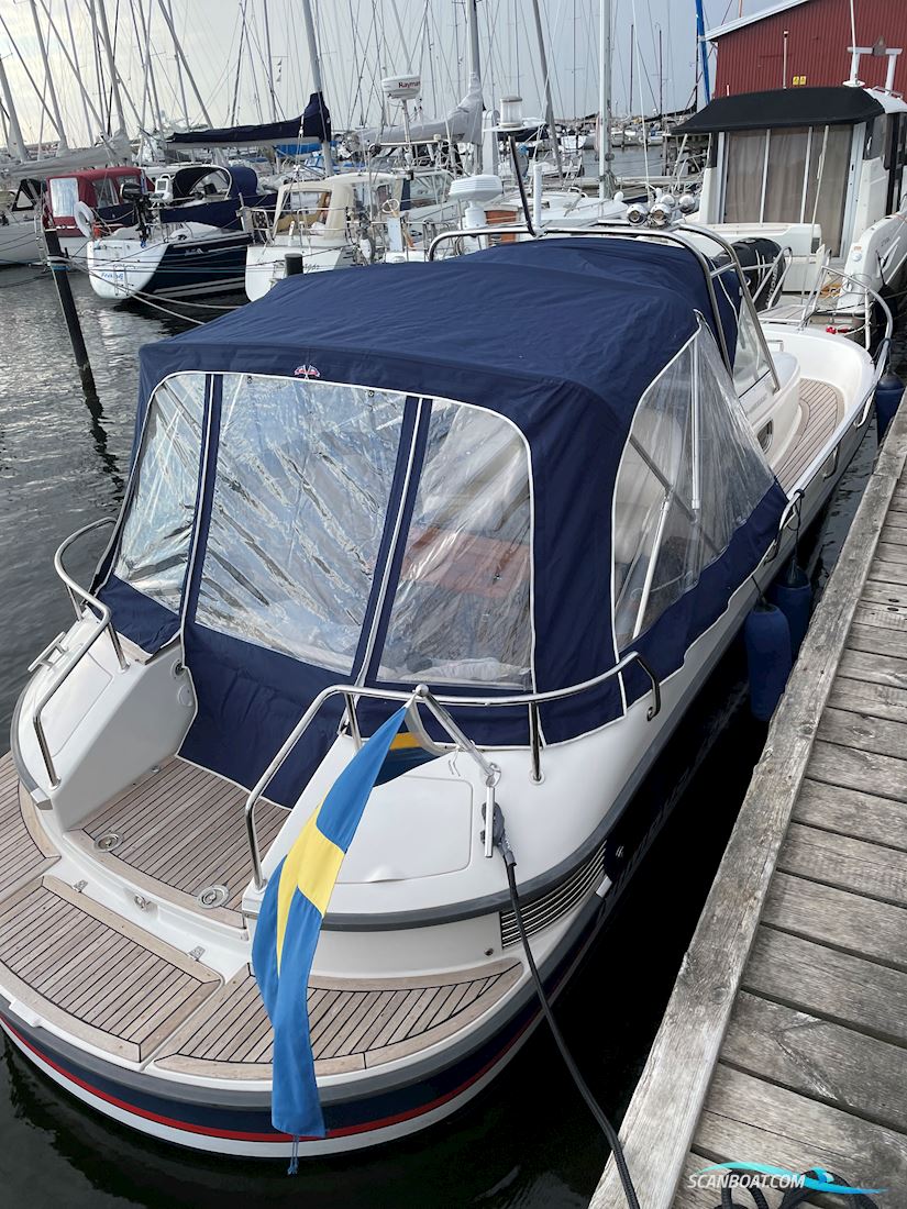 Nimbus 250 Nova