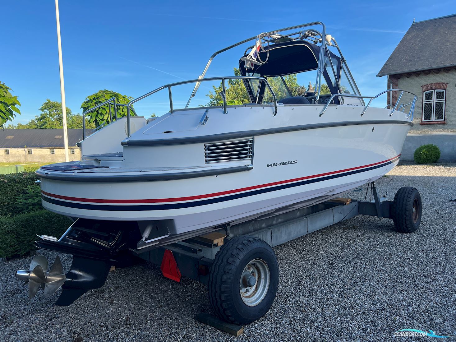Nimbus 250 R