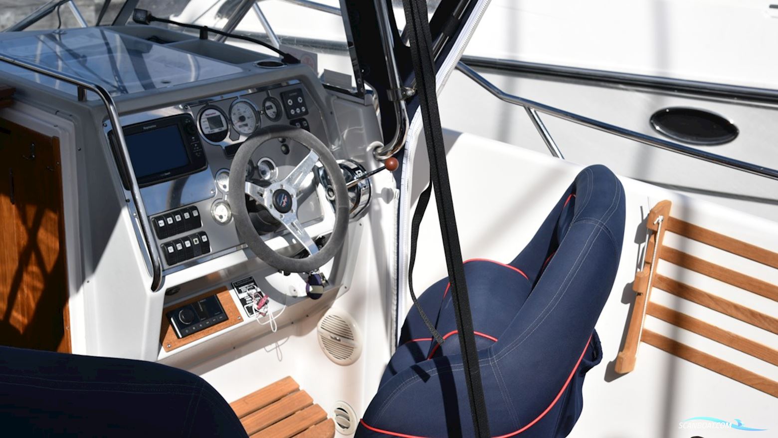 Nimbus 250 R