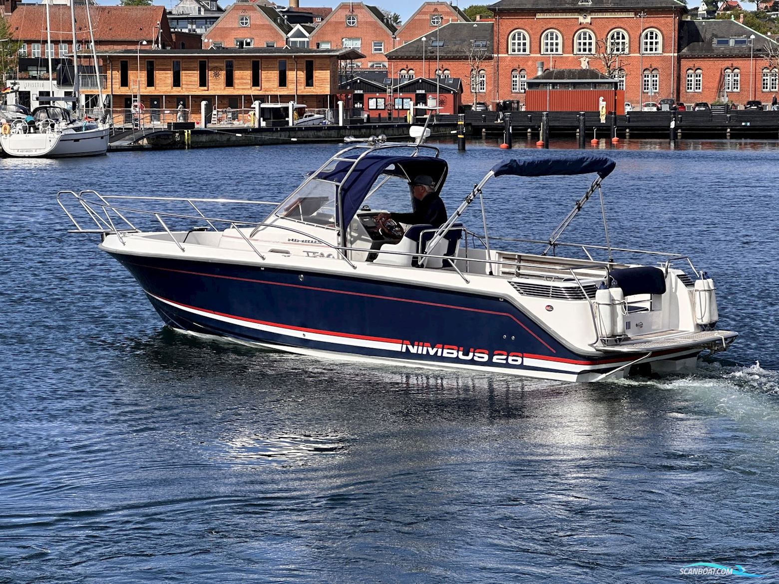 Nimbus 26 Nova Motorboot 2000, mit Volvo Penta Kad 44 motor, Dänemark