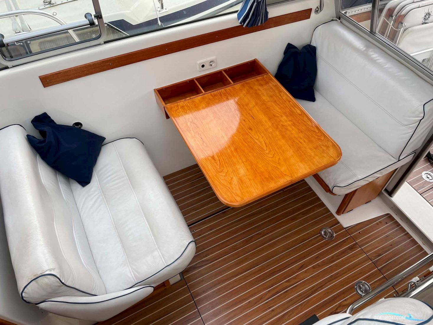 Nimbus 27 Coupe