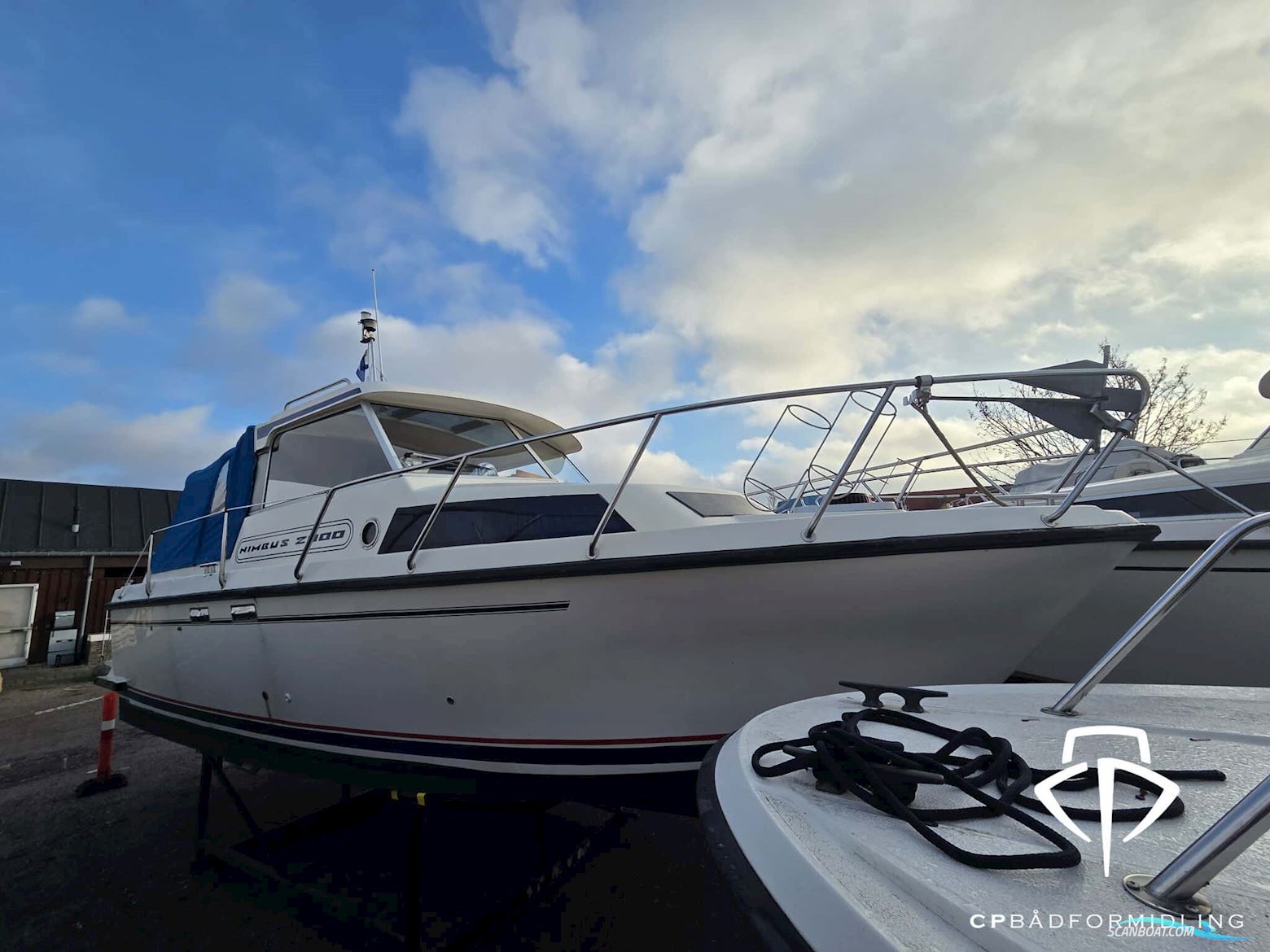 Nimbus 2700