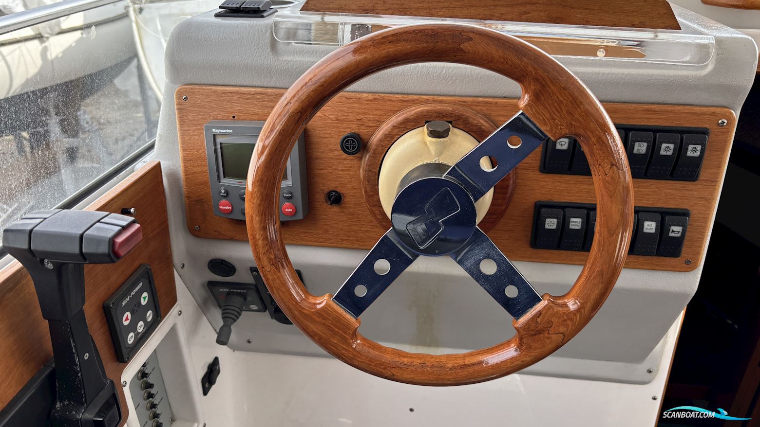 Nimbus 280 Coupe