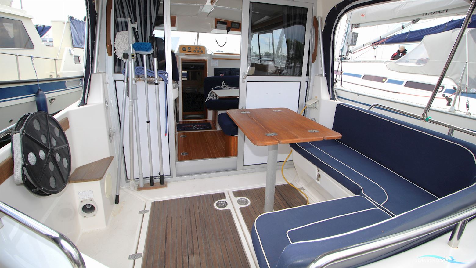 Nimbus 280 Coupe