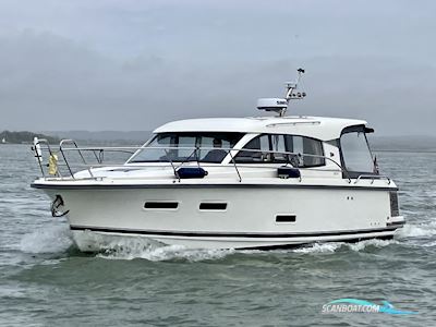 Nimbus 305 Coupe Motorboot 2023, mit Volvo Penta motor, England