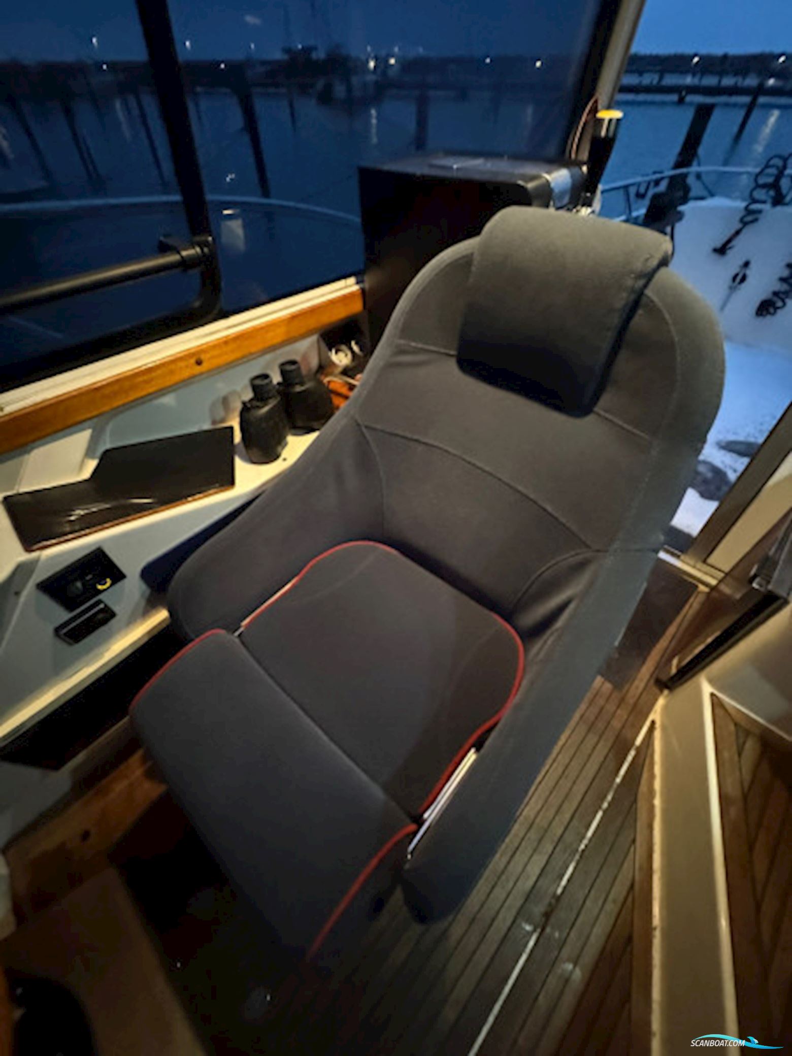 Nimbus 33 Nova Coupe