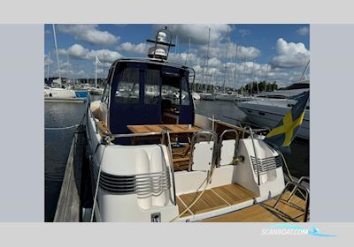 Nimbus 33 Nova Motorboot 2000, mit 2 x Volvo Penta Kad 44 DP-E Drev. 770 Timmar.  motor, Sweden