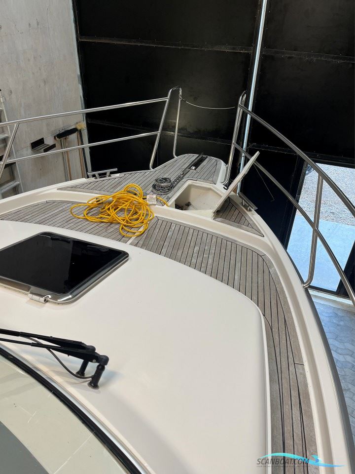 Nimbus 340 Commander