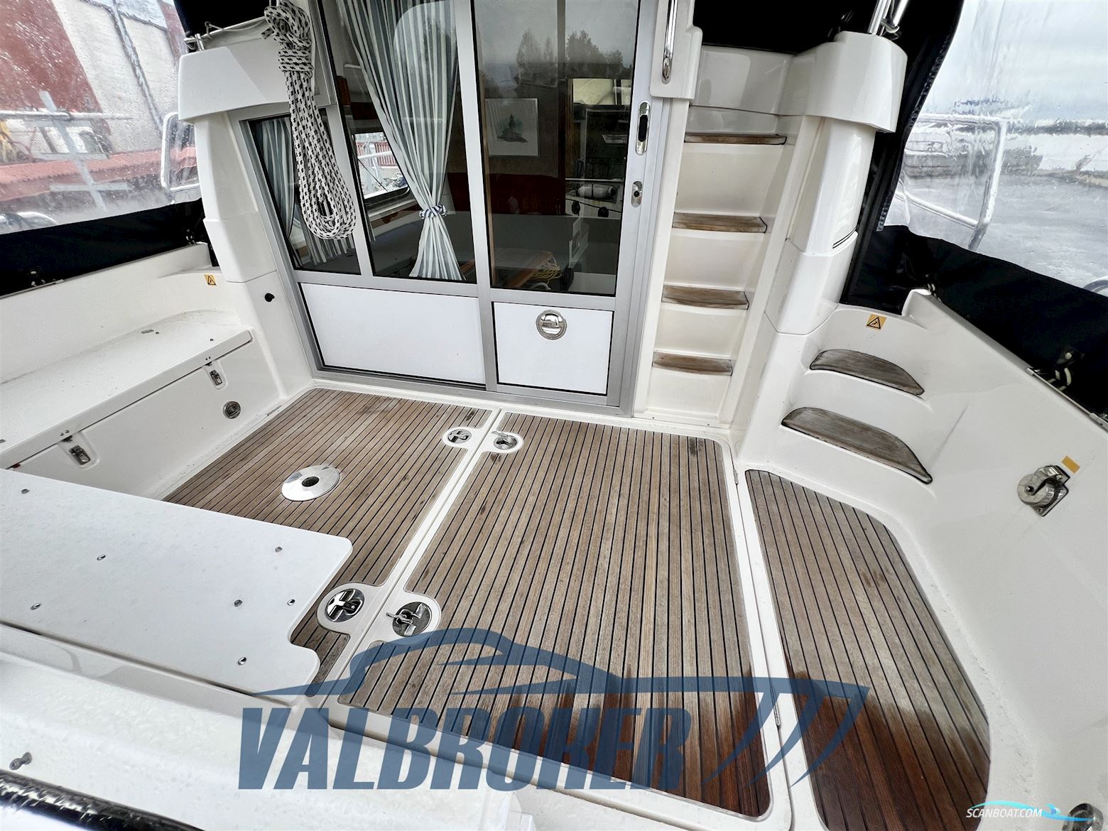 Nimbus 340 Commander