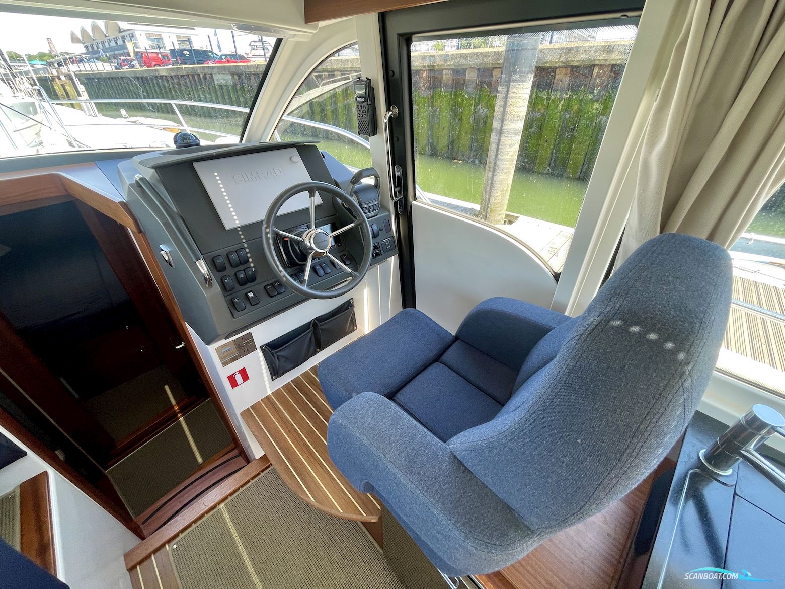 Nimbus 365 Coupe