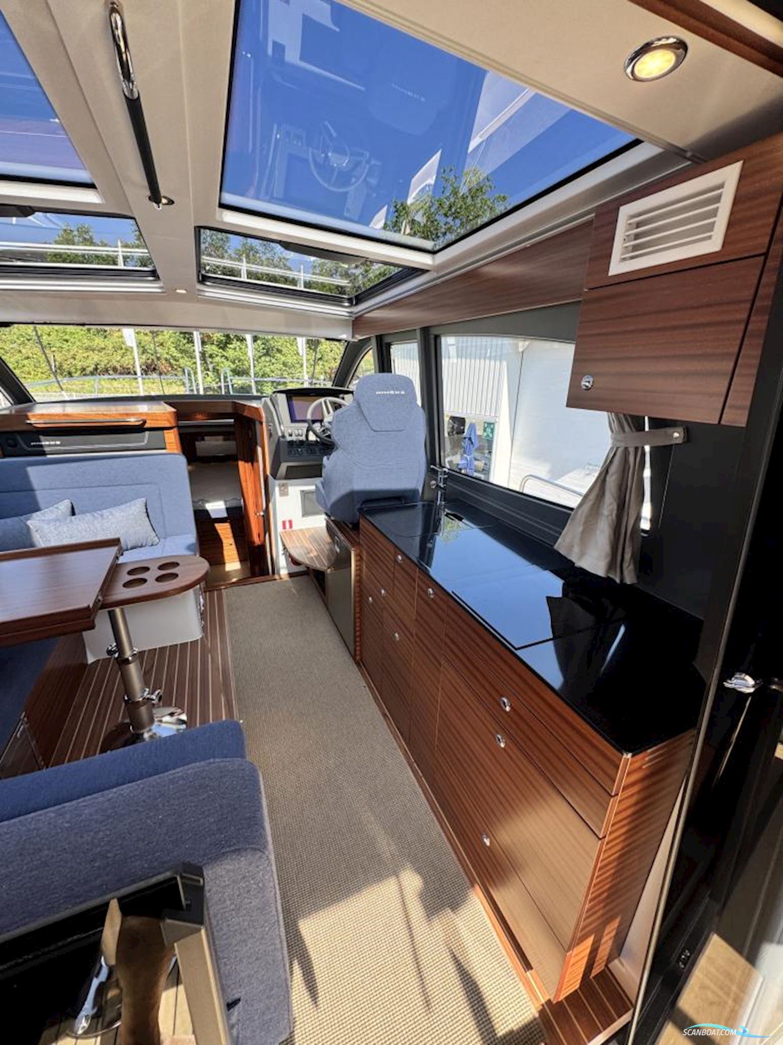 Nimbus 365 Coupe