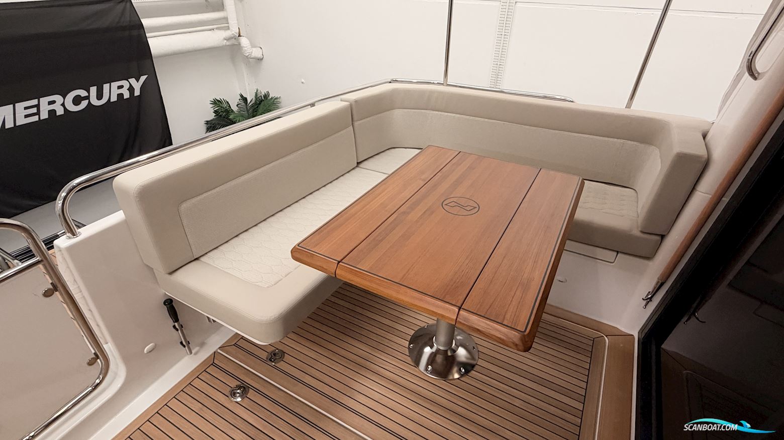 Nimbus 365 Coupe