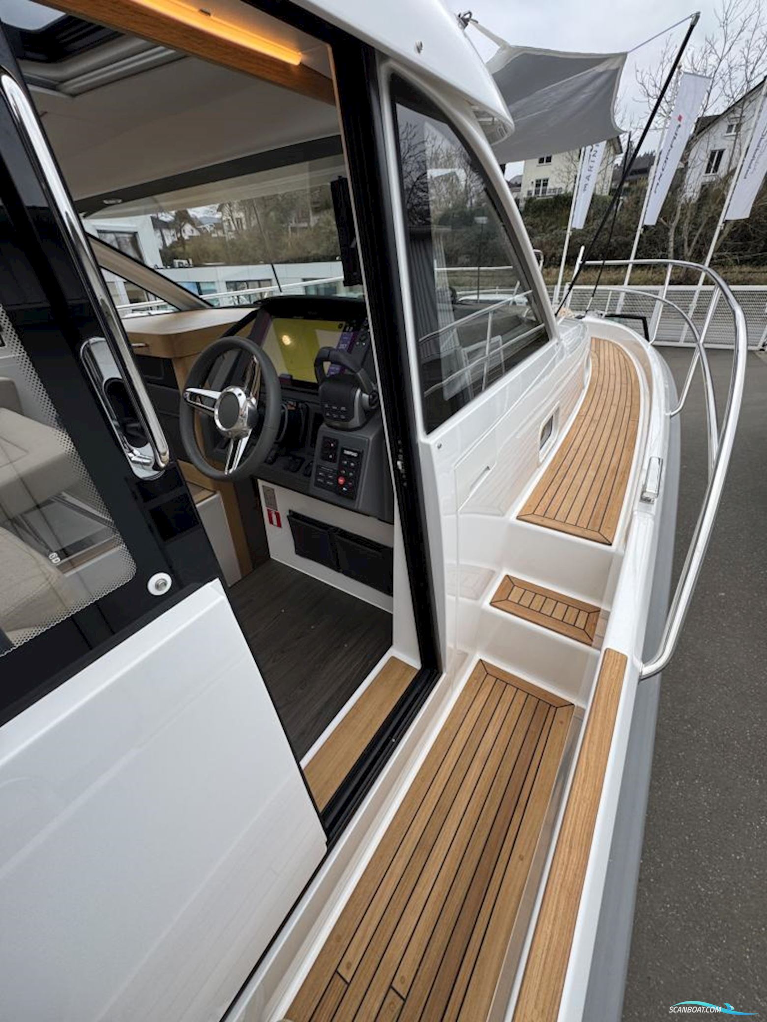 Nimbus 365 Coupé