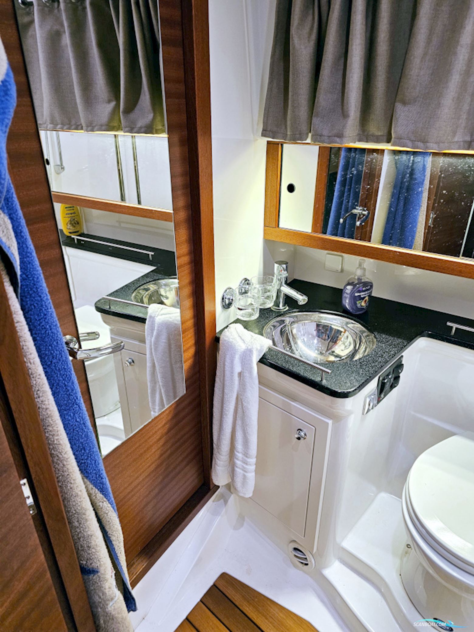 Nimbus 365 Coupe Volvo Penta D6-435 EVC II