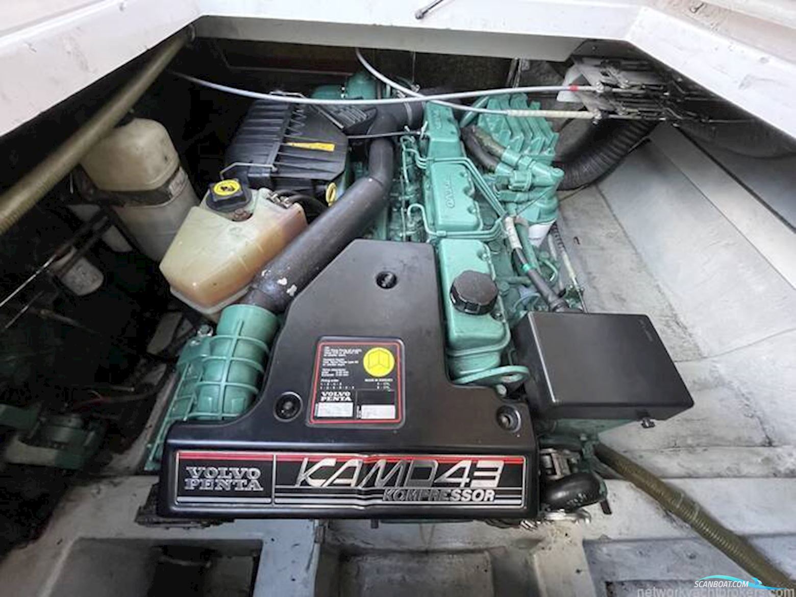 Nimbus 370 Commander