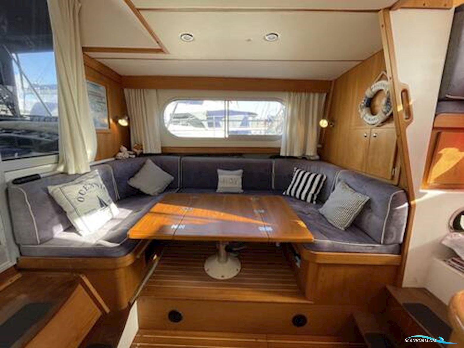 Nimbus 370 Commander