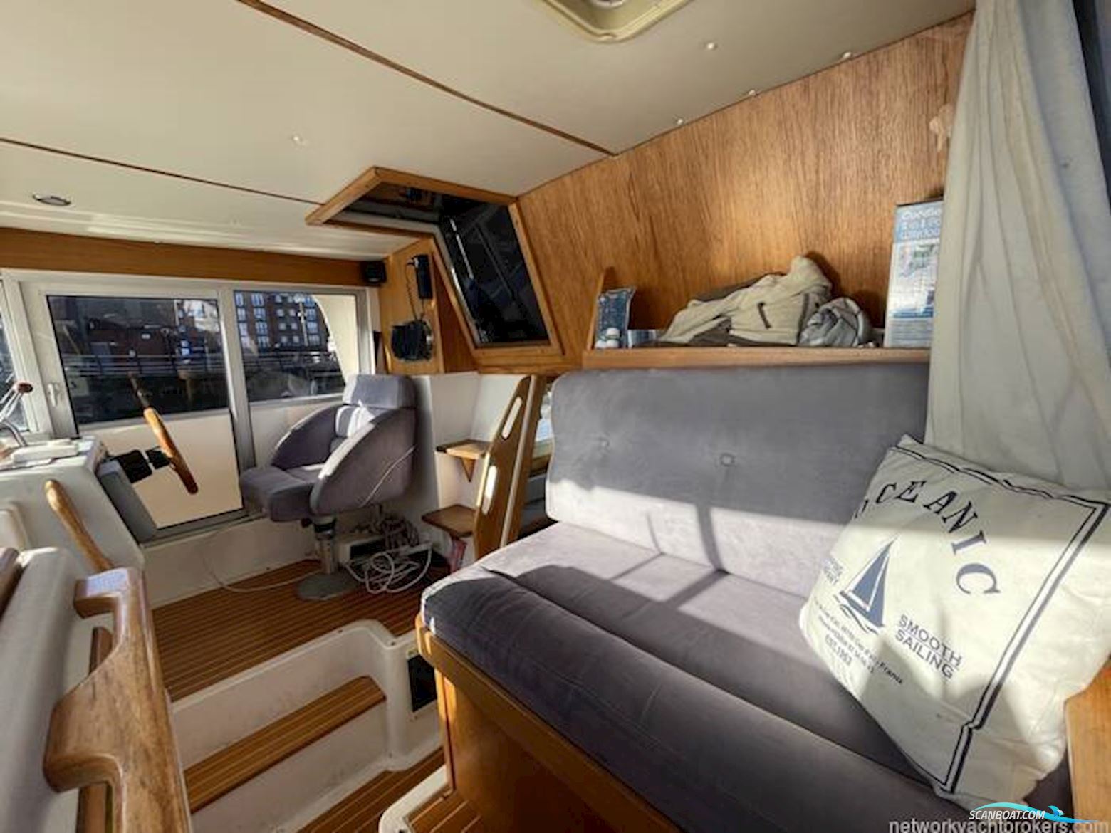 Nimbus 370 Commander