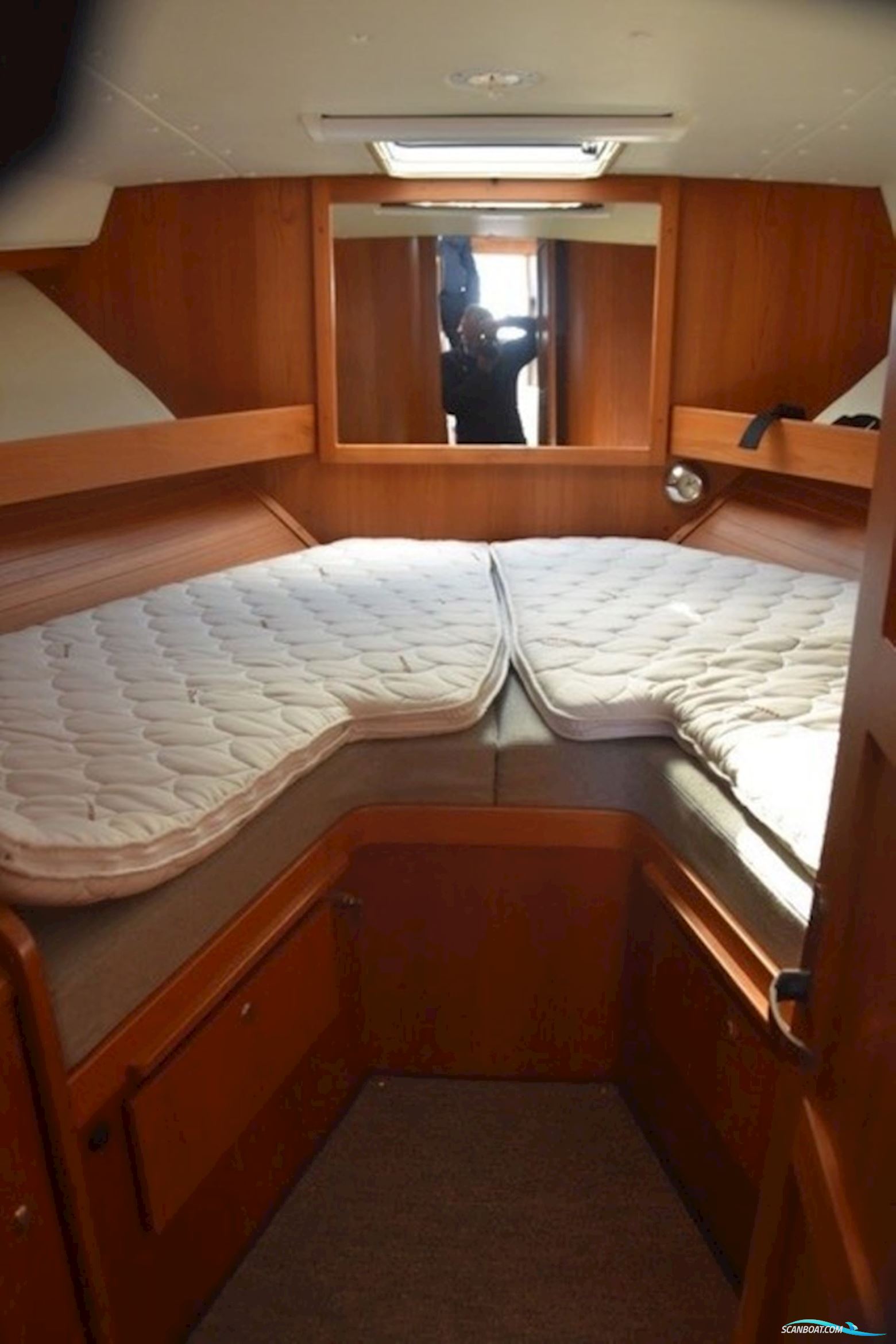 Nimbus 370 Coupè (Commander)