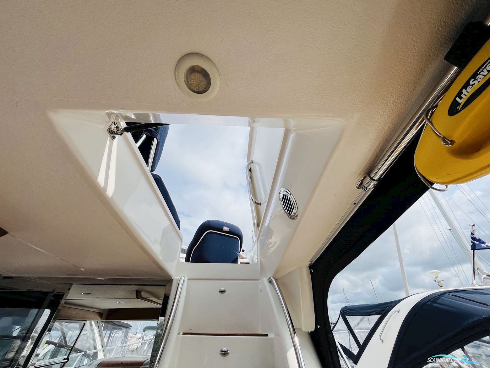 Nimbus 380 Carisma Flybridge