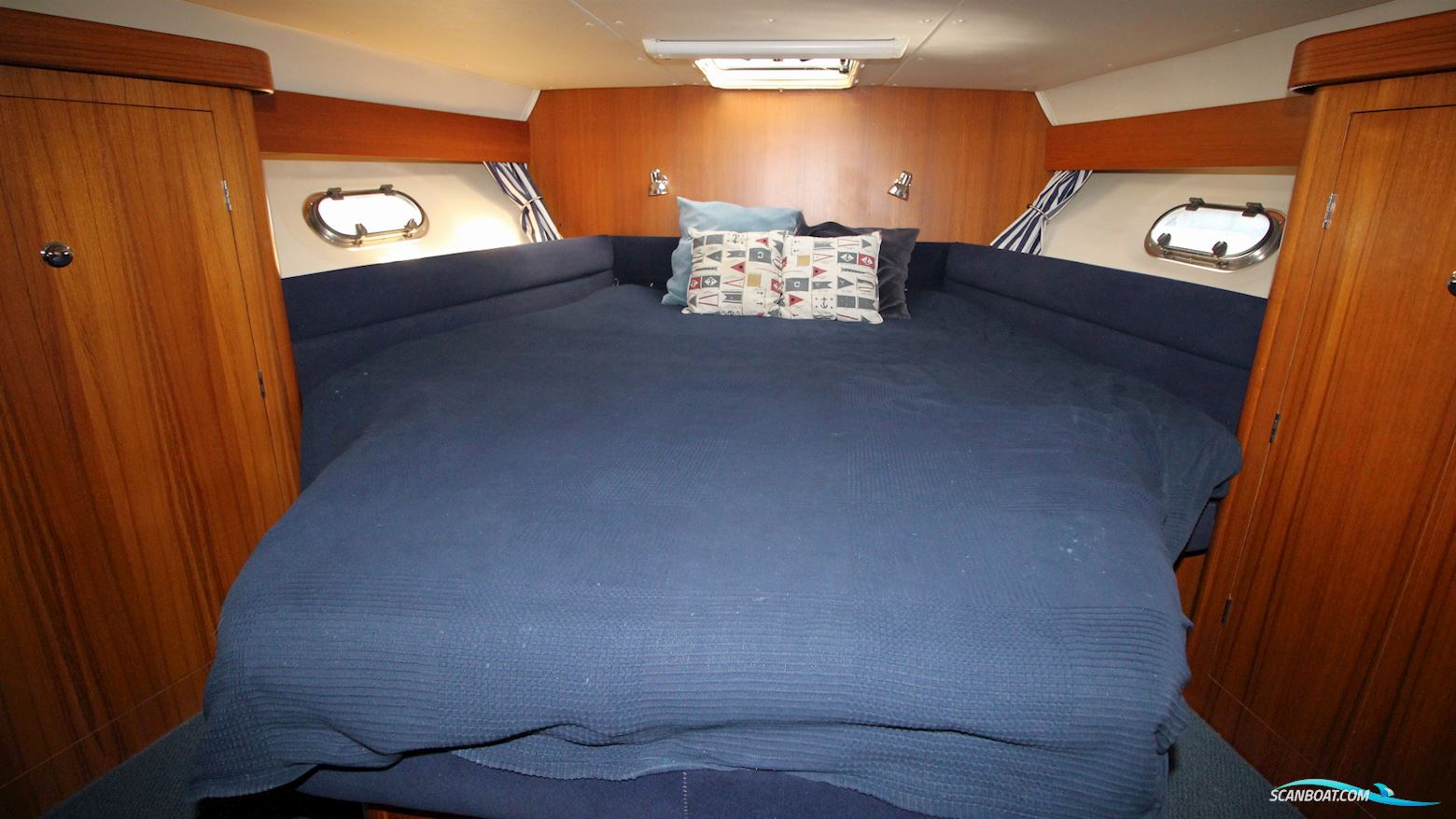 Nimbus 380 Carisma
