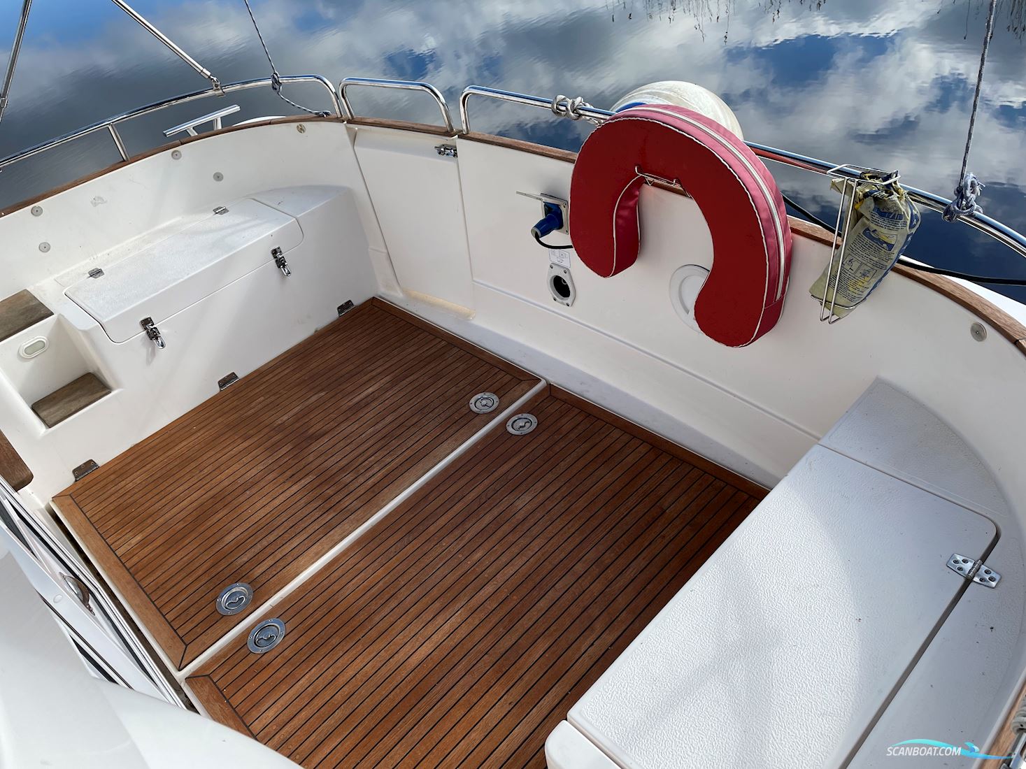 Nimbus 380 Commander