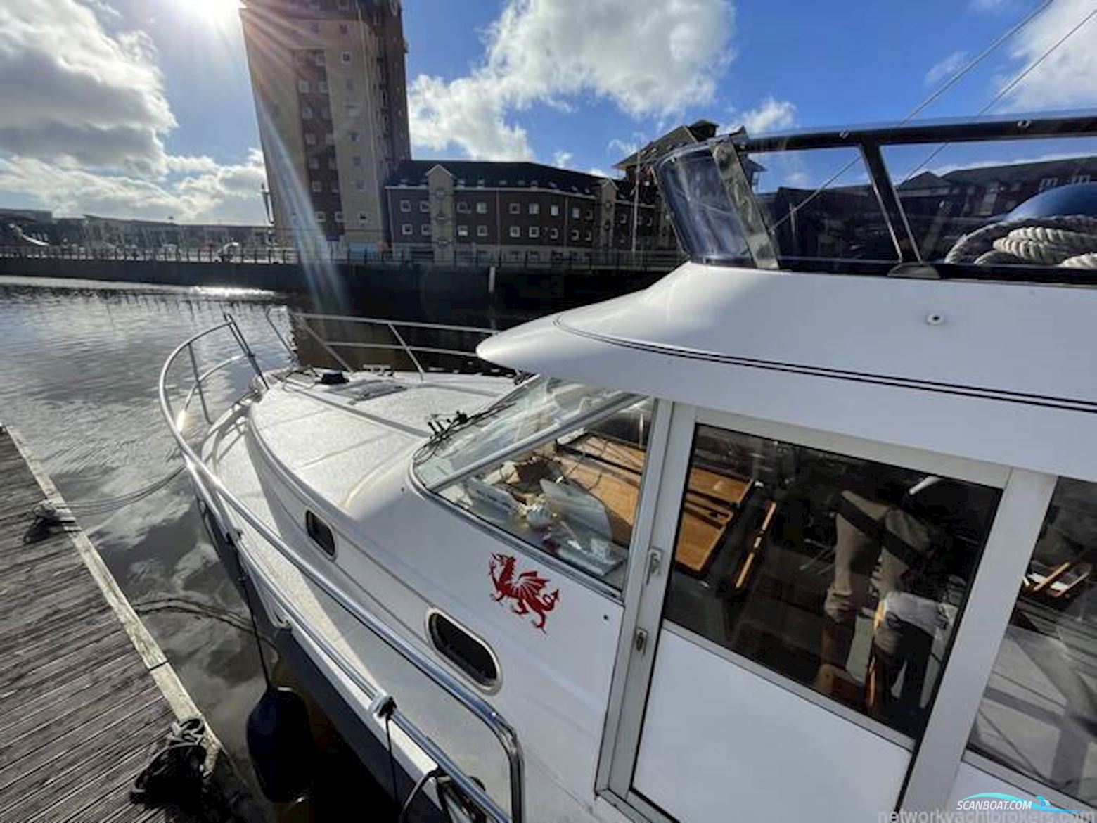 Nimbus 380 Commander