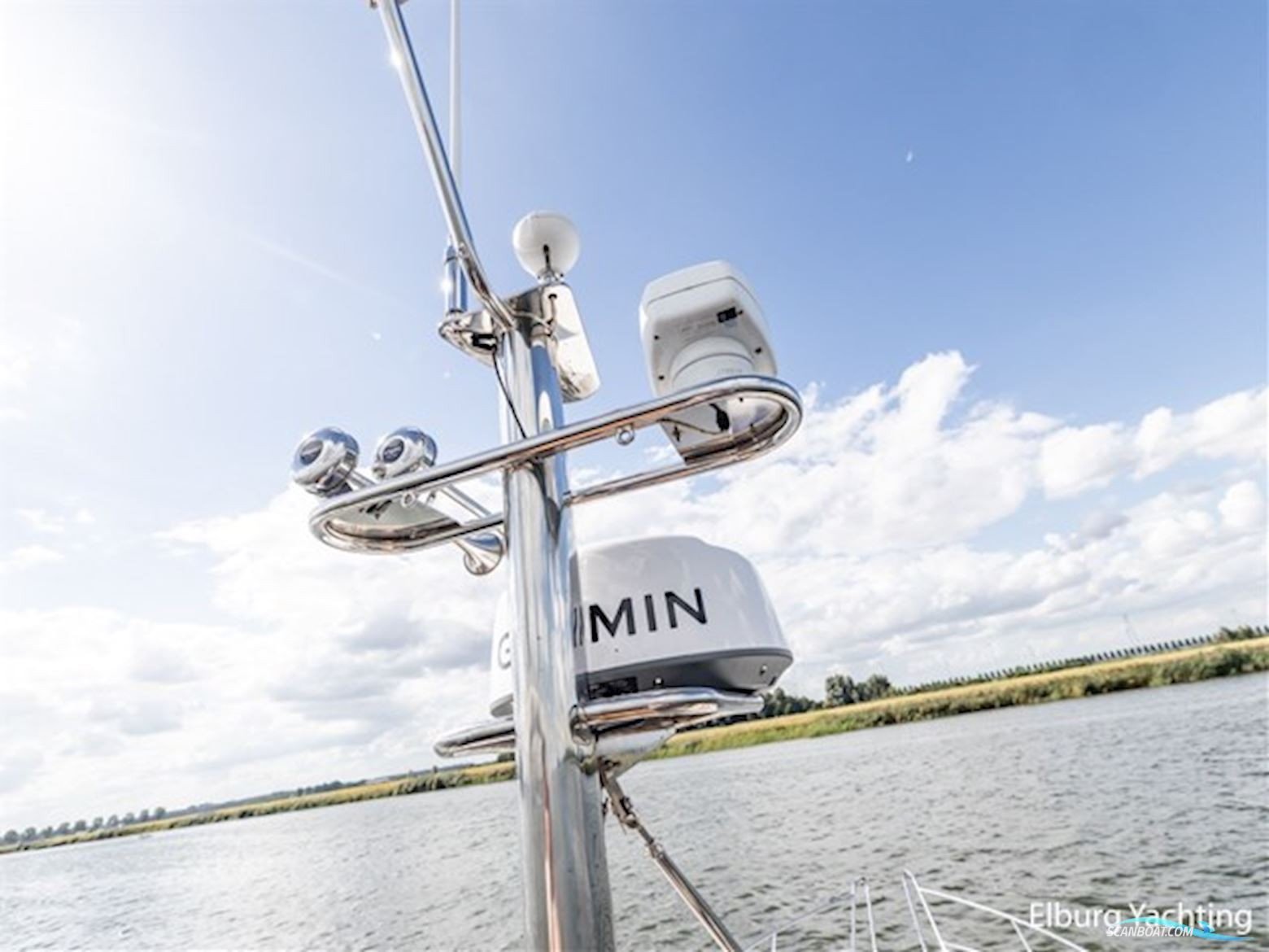 Nimbus 380 Commander