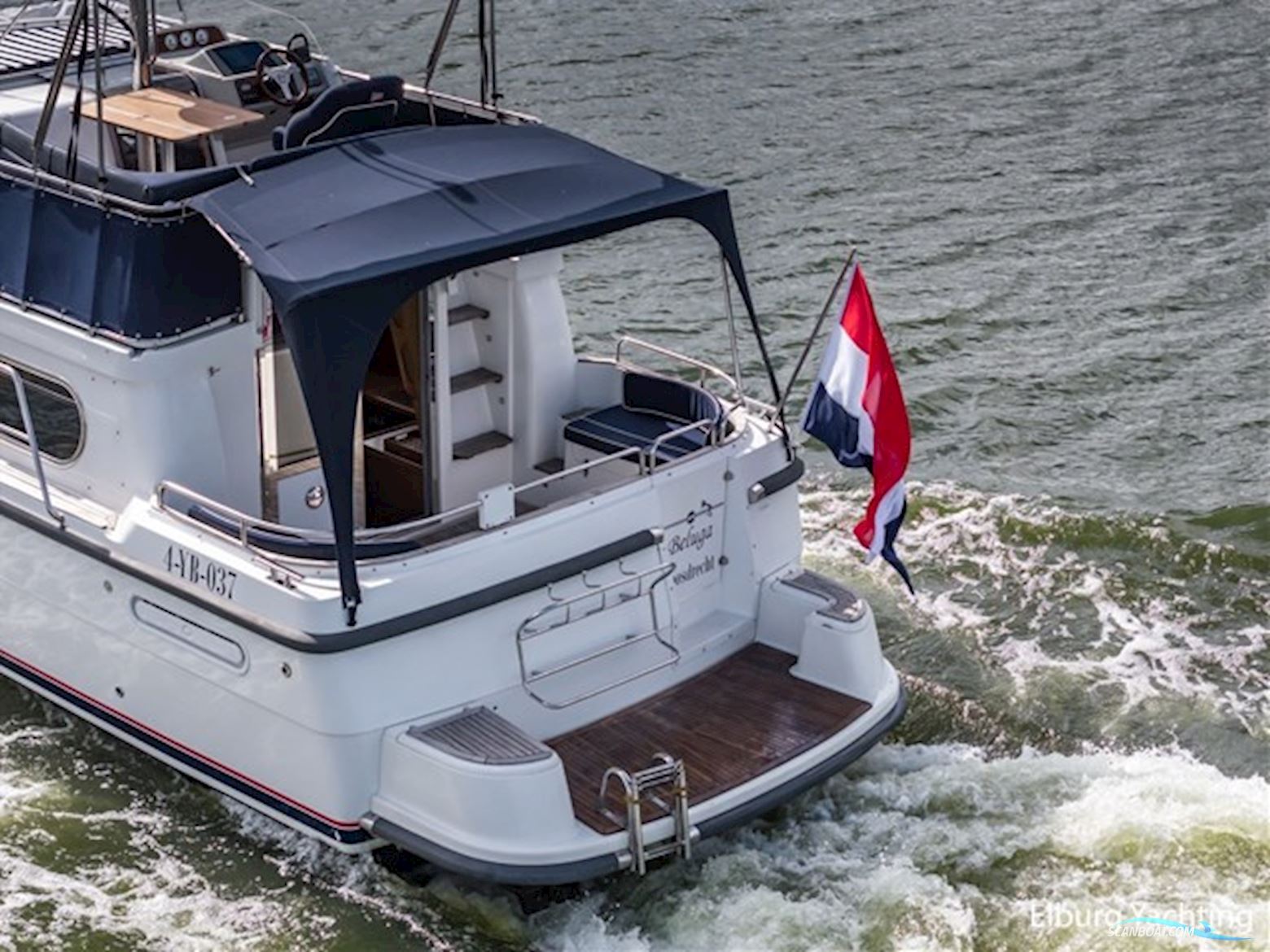 Nimbus 380 Commander