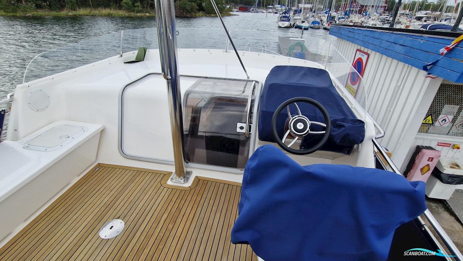 Nimbus 380 Commander