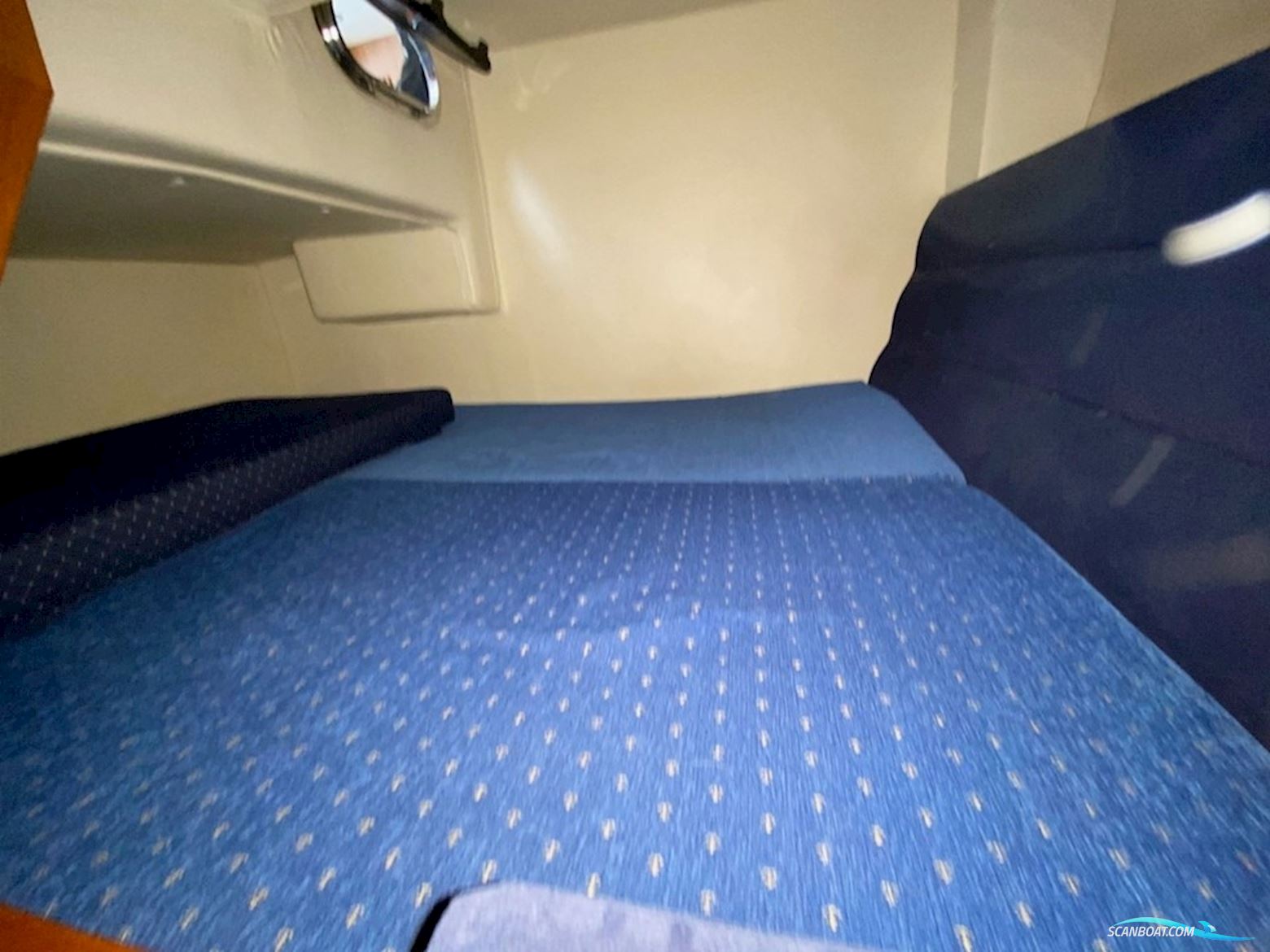 Nimbus 380 Commander