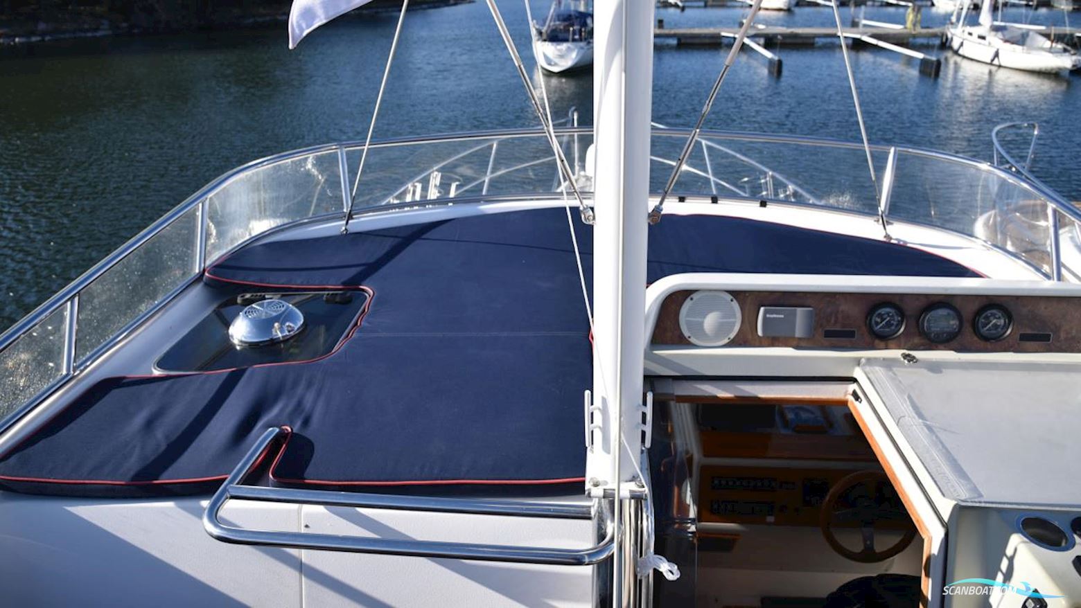 Nimbus 380 Commander