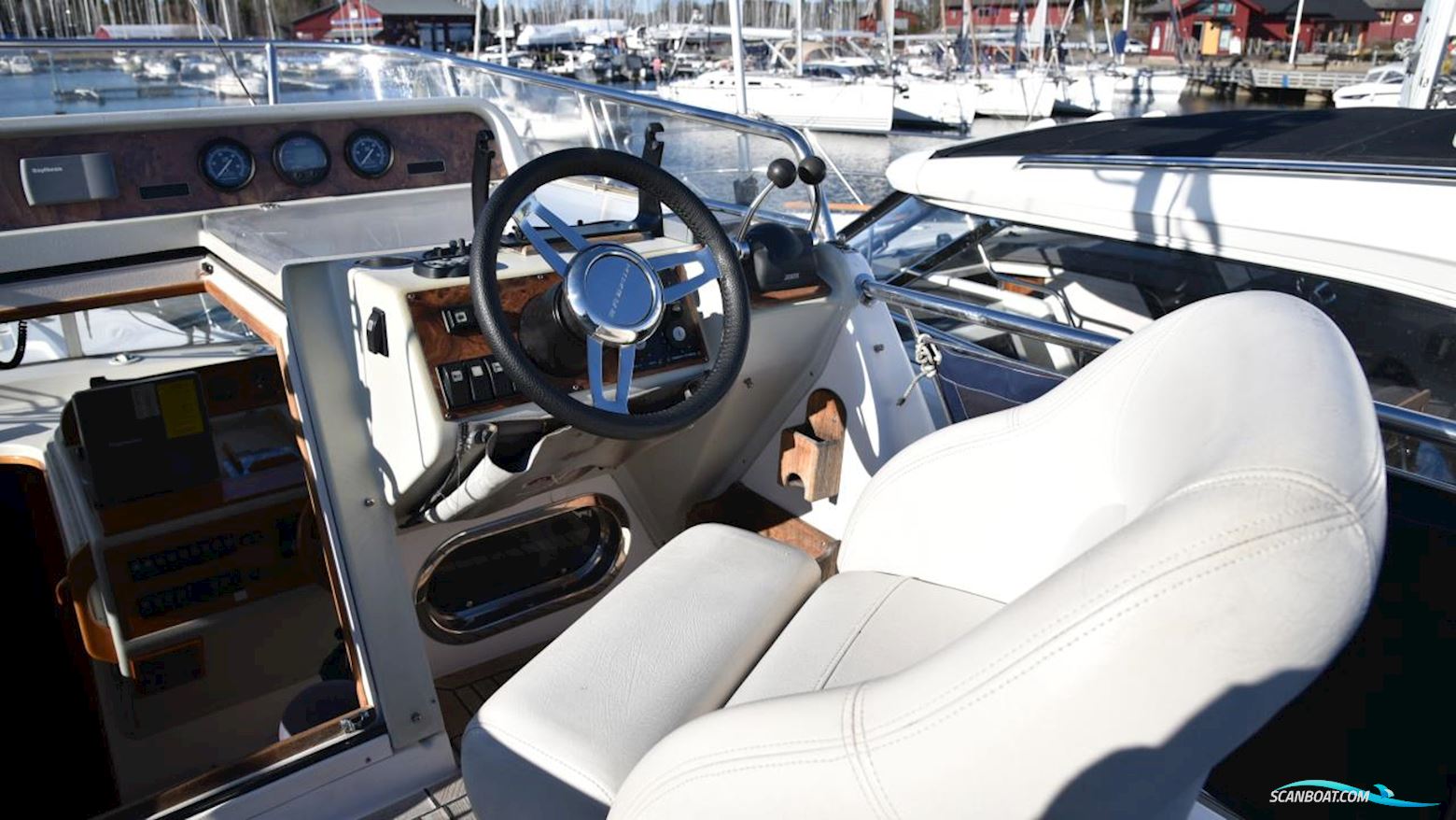 Nimbus 380 Commander