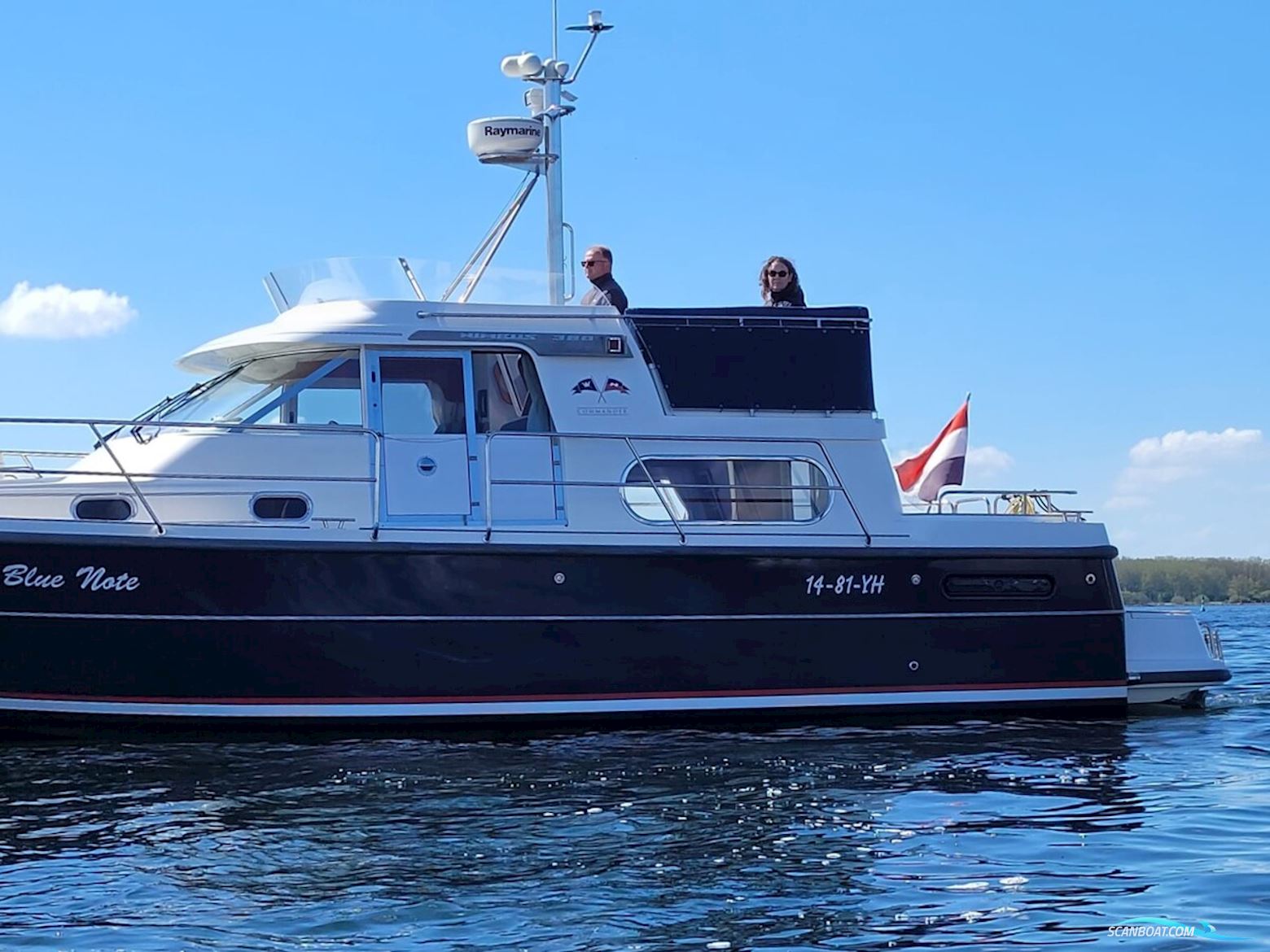 Nimbus 380 Commander