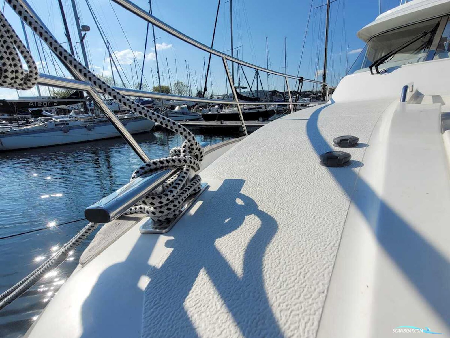 Nimbus 380 Commander