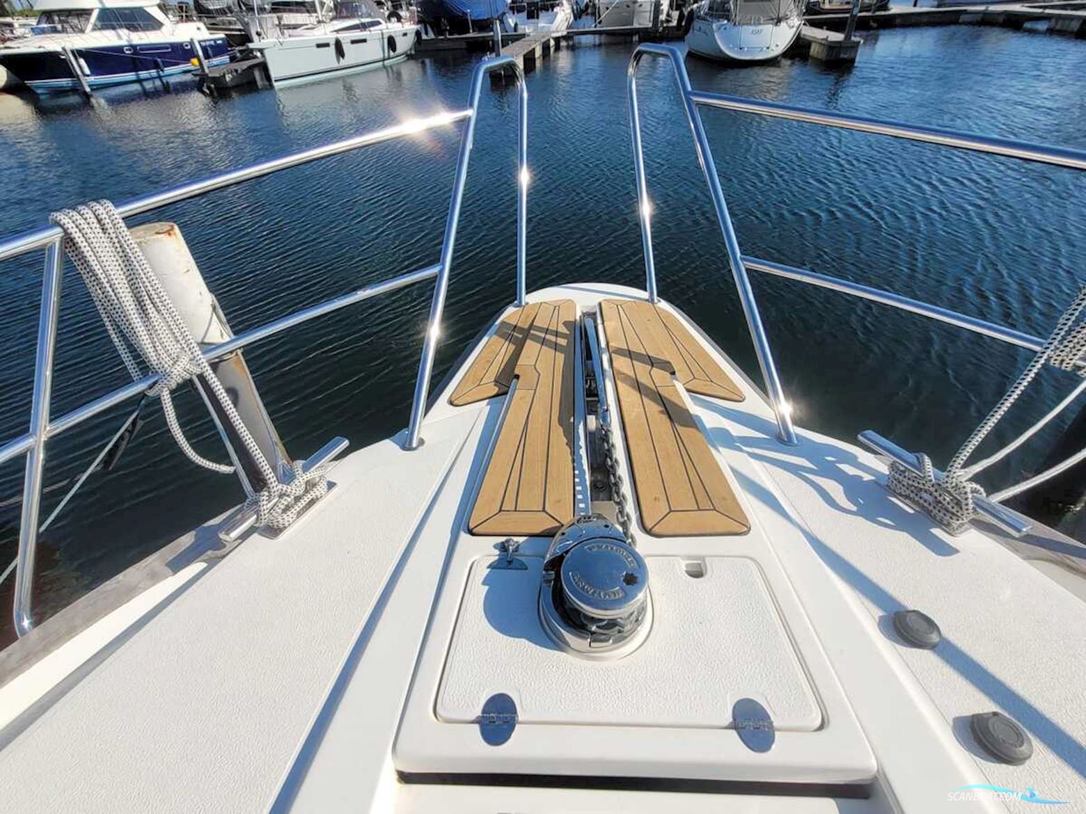 Nimbus 380 Commander