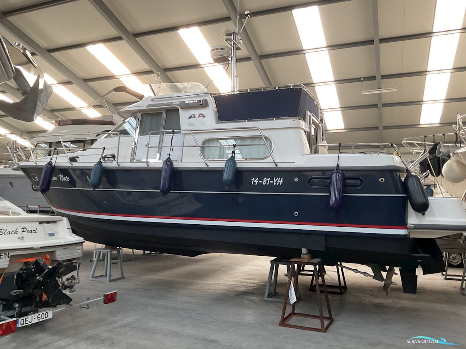 Nimbus 380 Commander