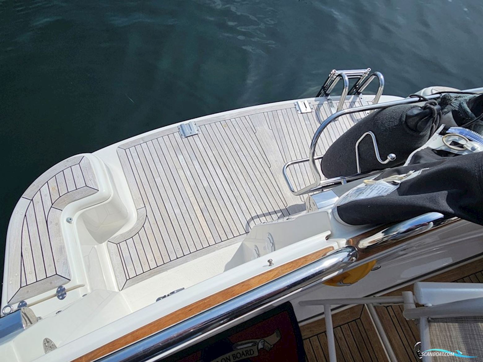 Nimbus 380 Commander
