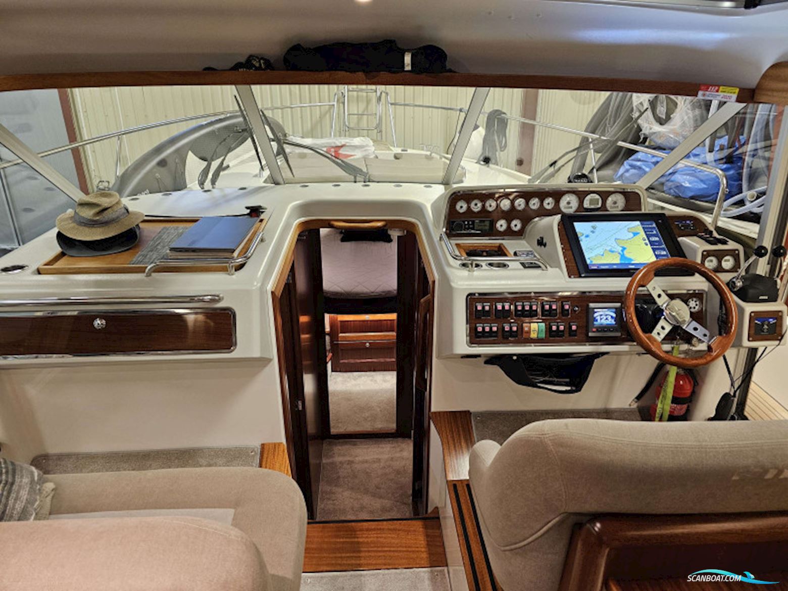 Nimbus 42 Nova Coupé